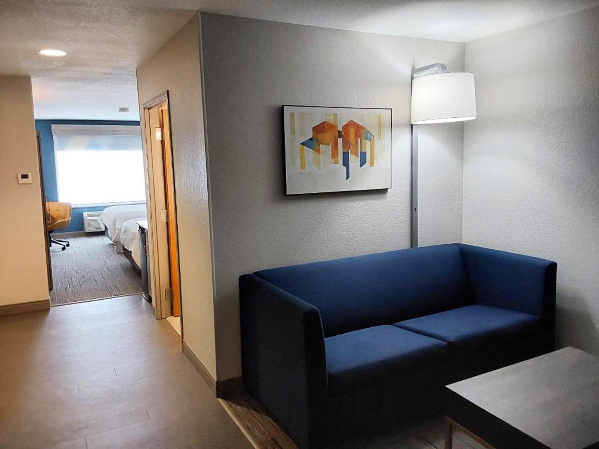 Holiday Inn Express Hotel & Suites Antigo By Ihg Kültér fotó