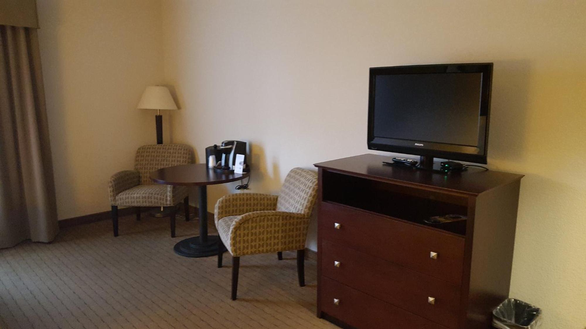 Holiday Inn Express Hotel & Suites Antigo By Ihg Kültér fotó
