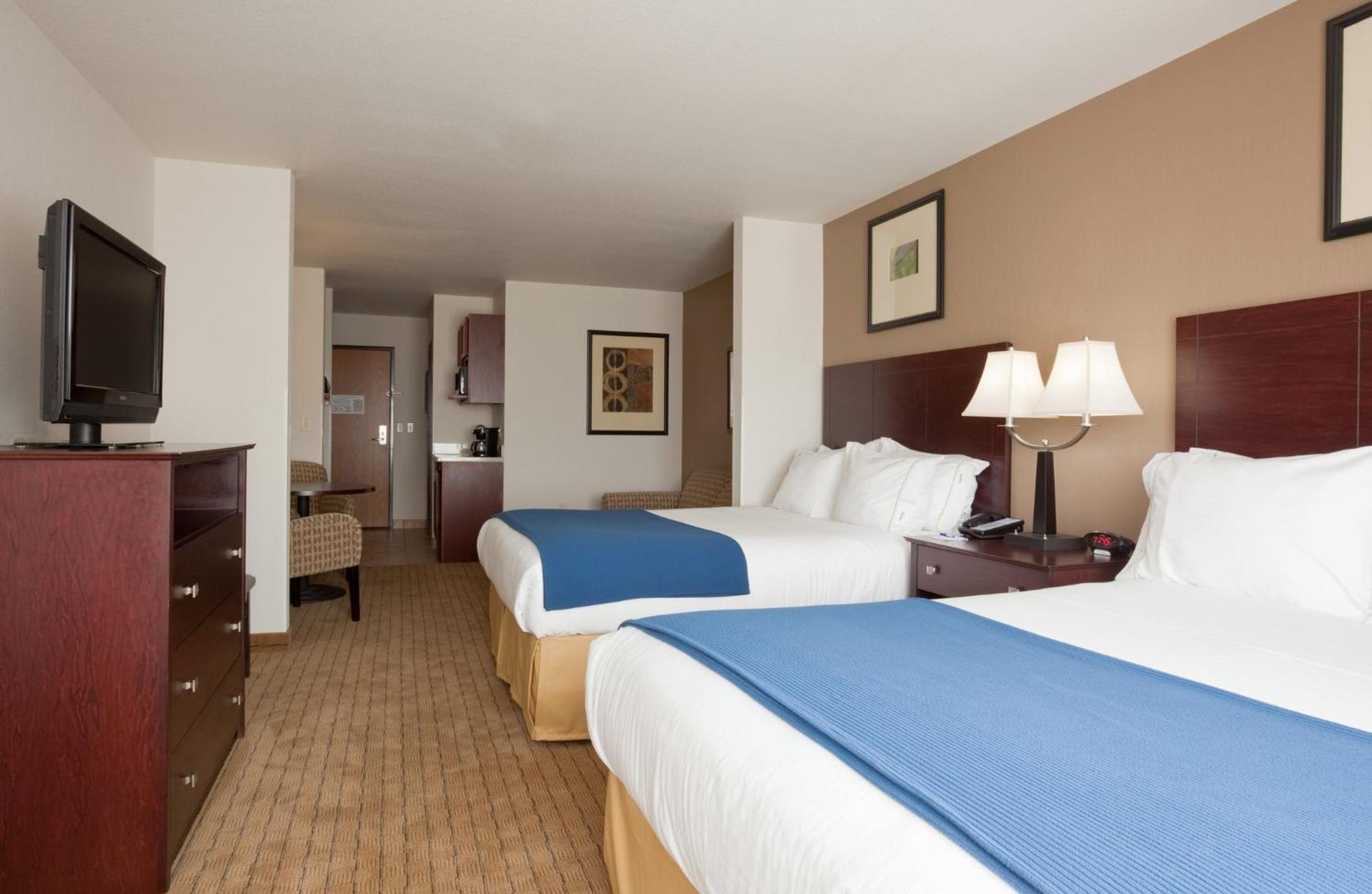 Holiday Inn Express Hotel & Suites Antigo By Ihg Kültér fotó