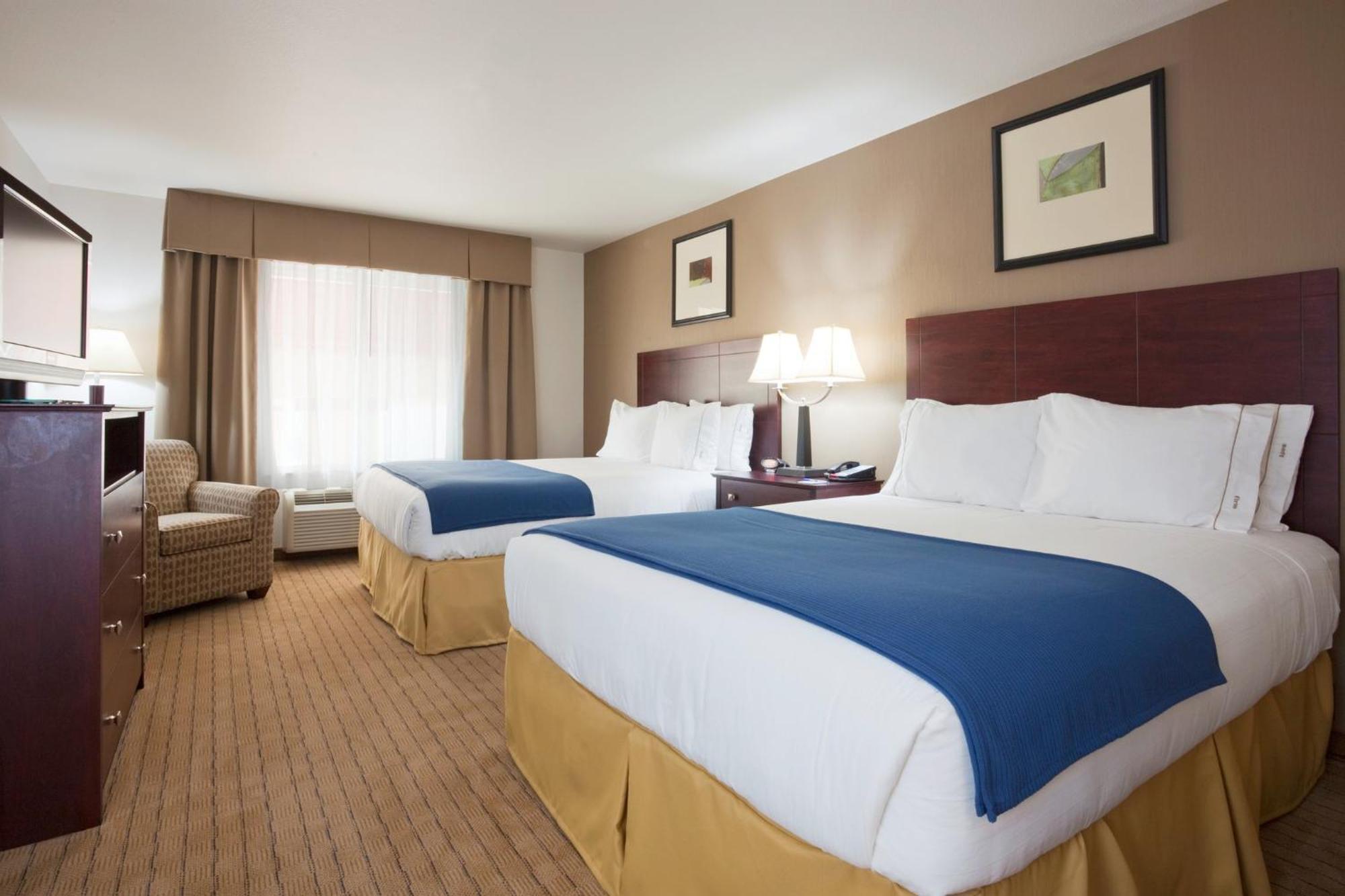 Holiday Inn Express Hotel & Suites Antigo By Ihg Kültér fotó